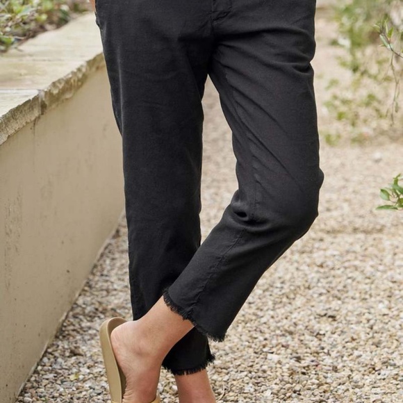 Frank & Eileen Wicklow Italian cropped chino pants pants | Black | Size 4 - Picture 1 of 9